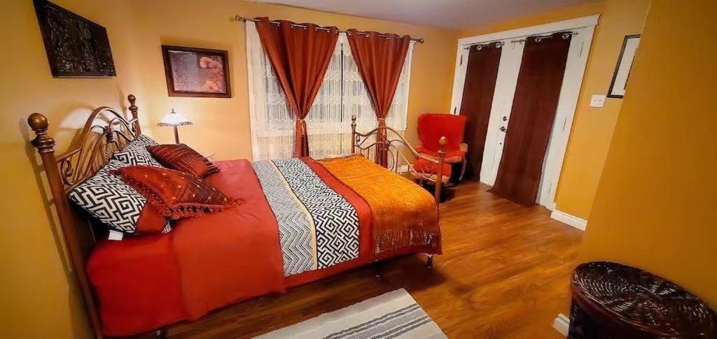 Amazing 3-Bedroom Entire Chalet-Sauna+Lakeview+Spa+Bbq Saint Come Ngoại thất bức ảnh